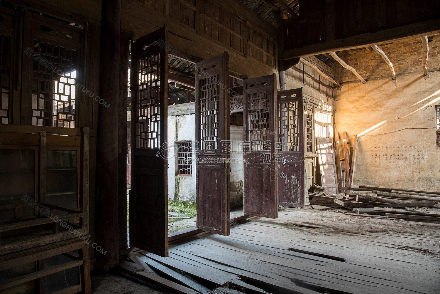 清真古寺礼拜大殿大门