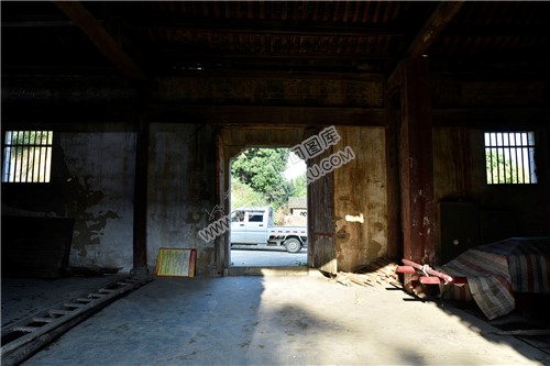 清真古寺大门前厅