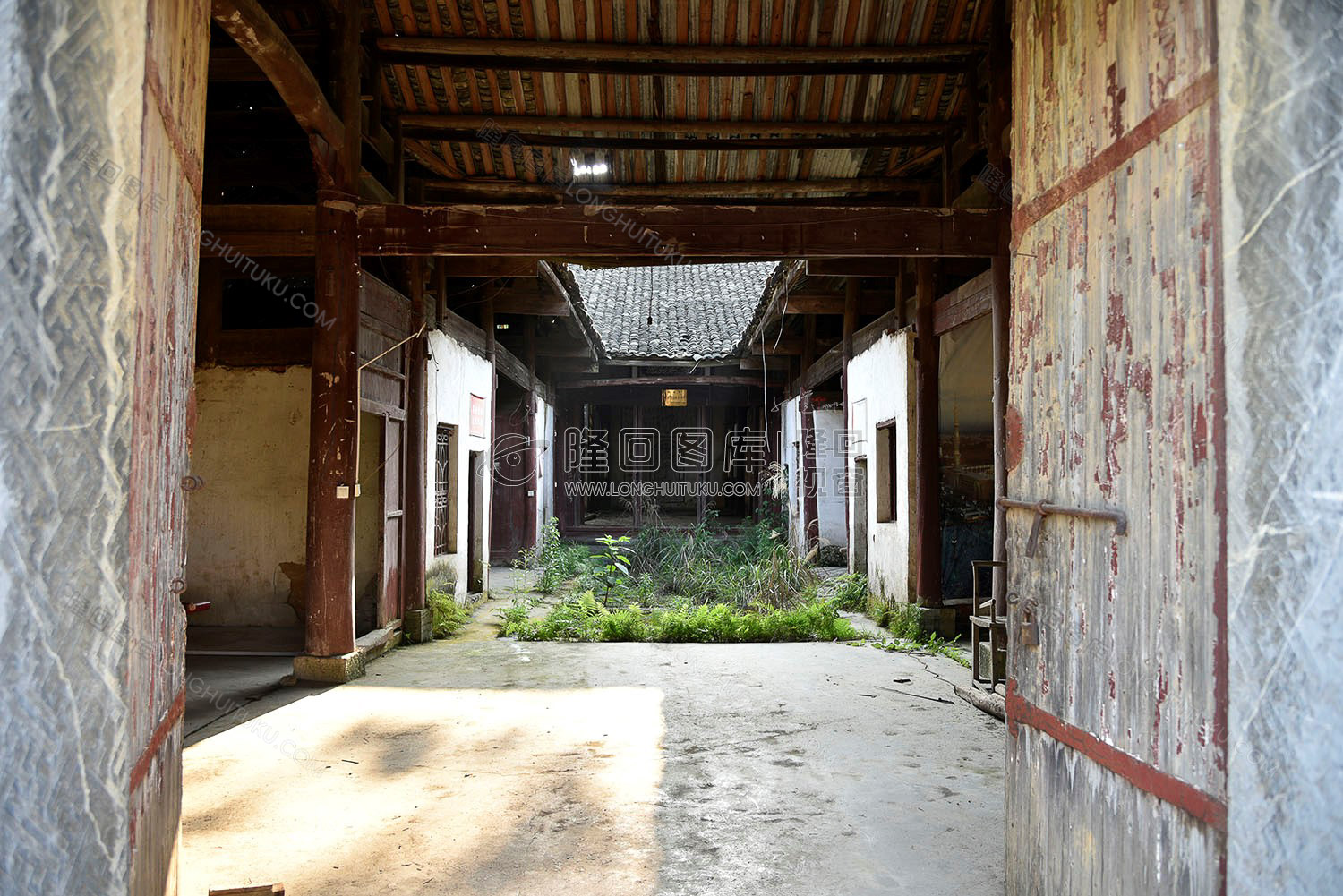 山界清真古寺大门