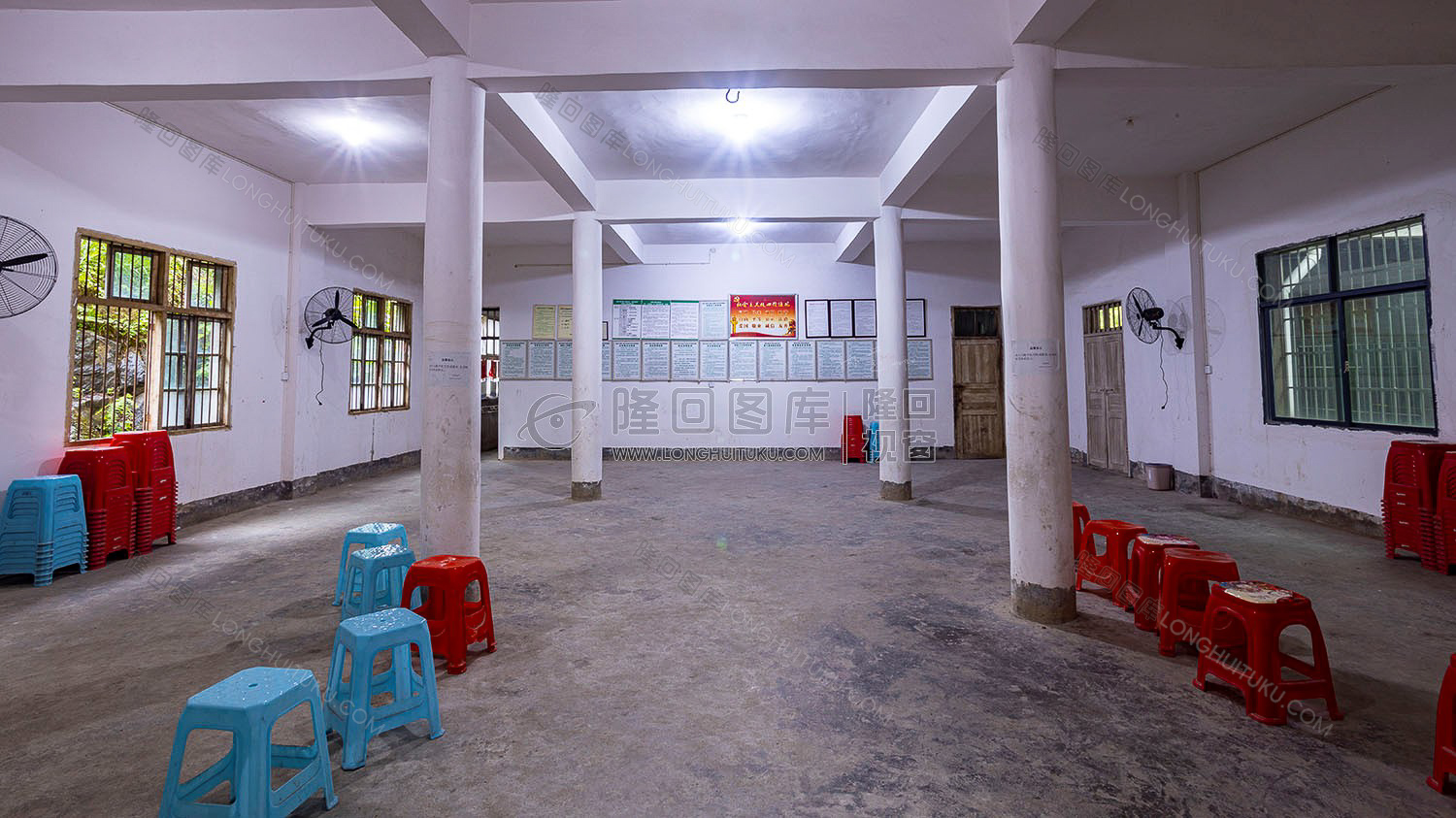 山界清真南寺一楼大厅