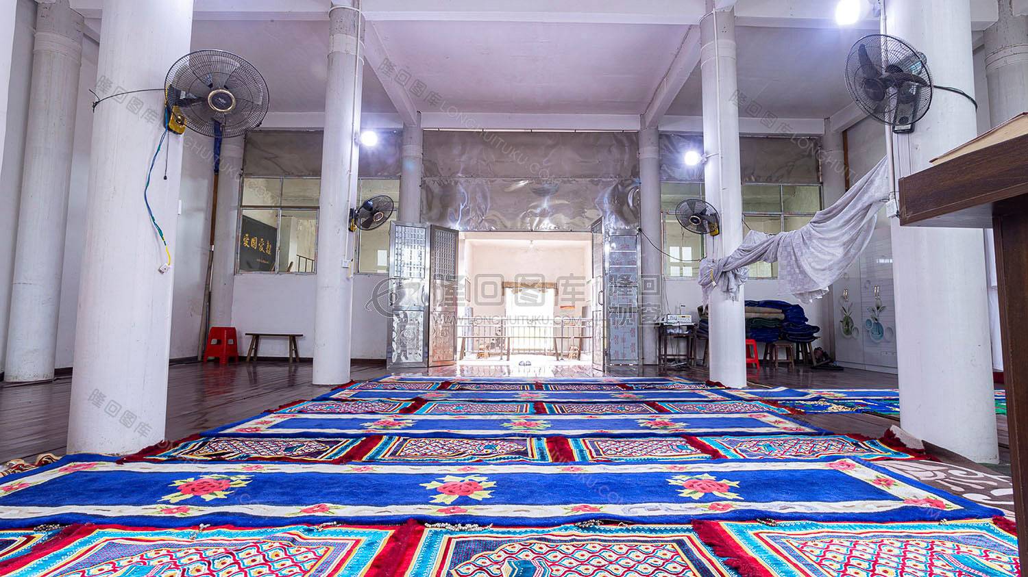 清真寺礼拜大殿