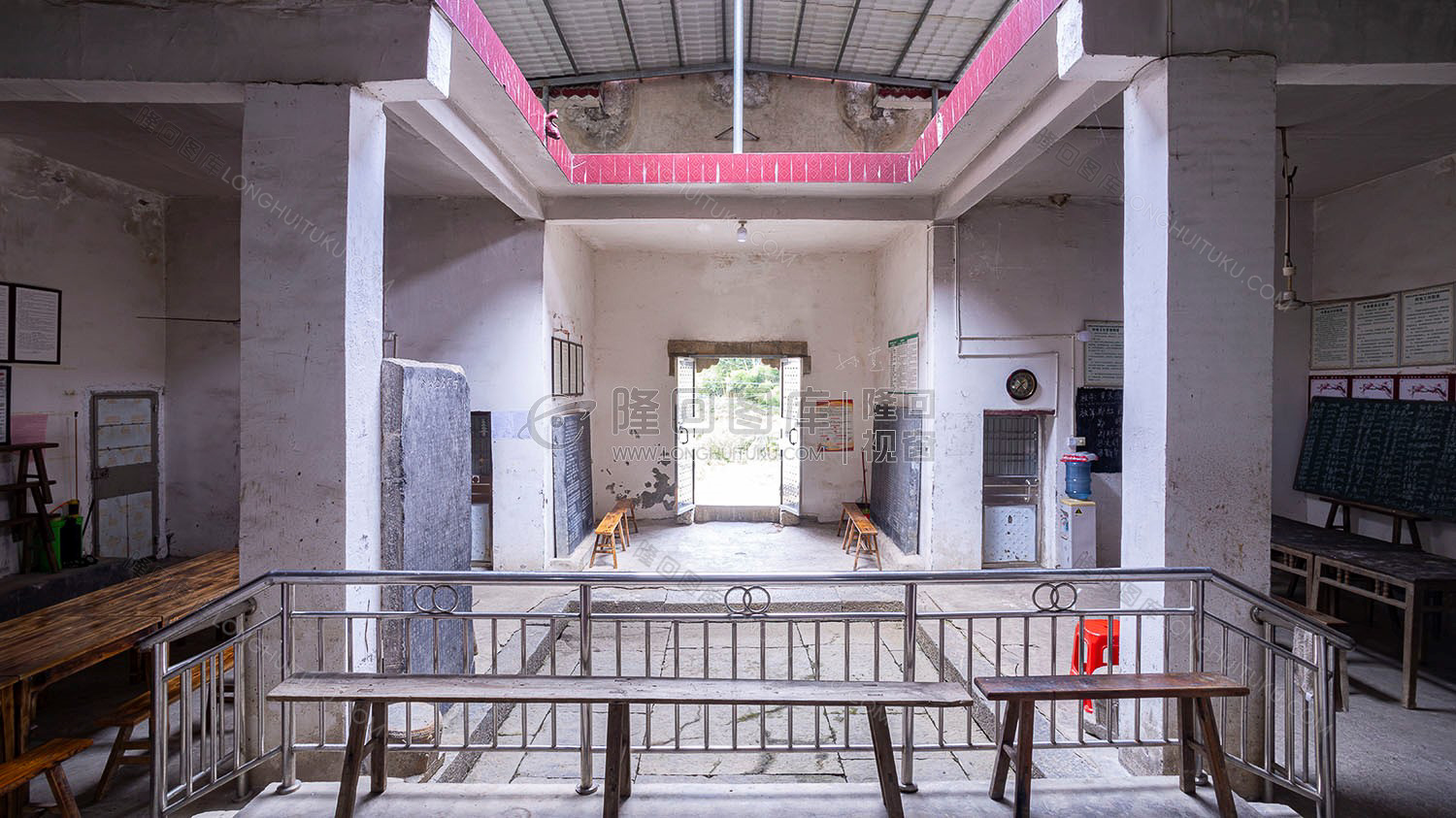 山界清真西寺天井前厅