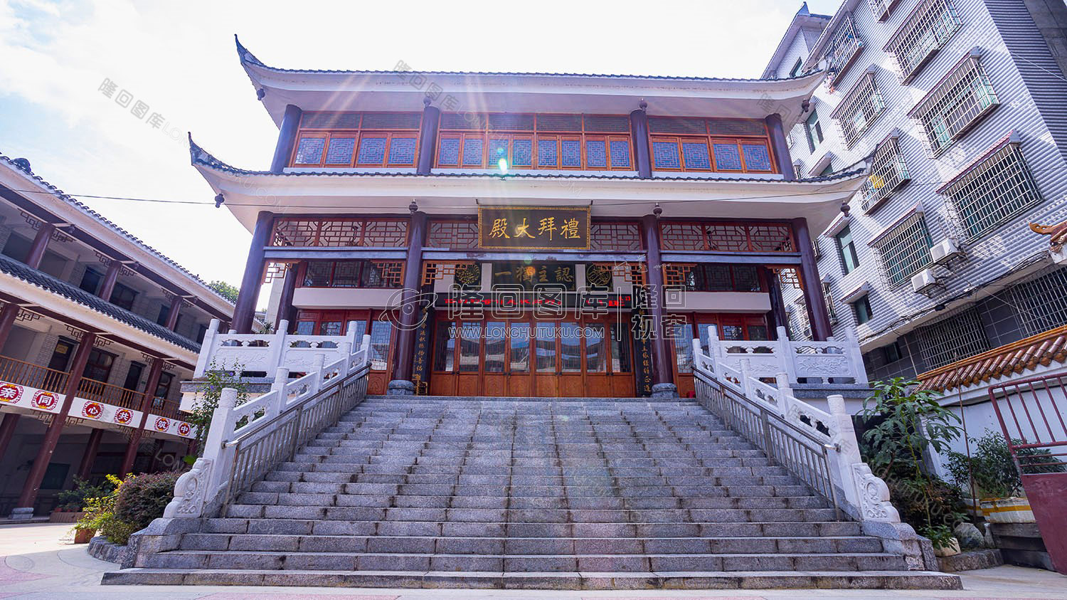 清真寺礼拜大殿外景