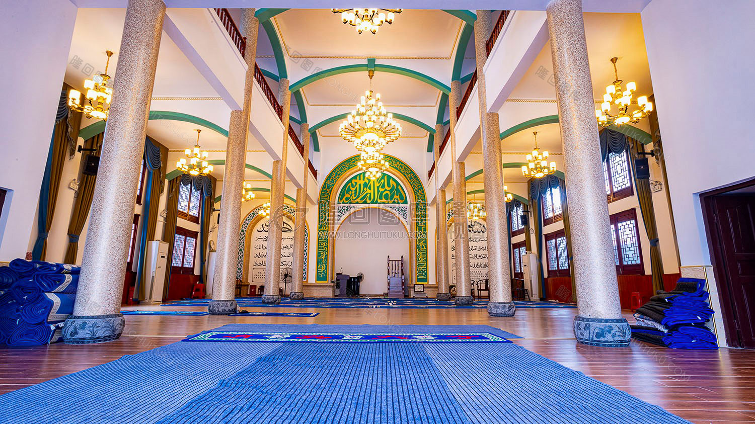 清真寺礼拜大殿