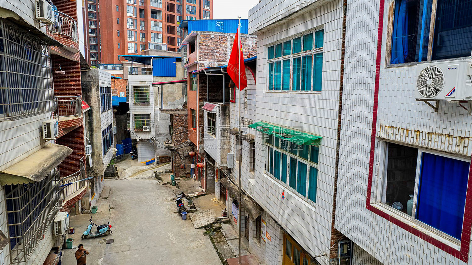 清真寺外景街道