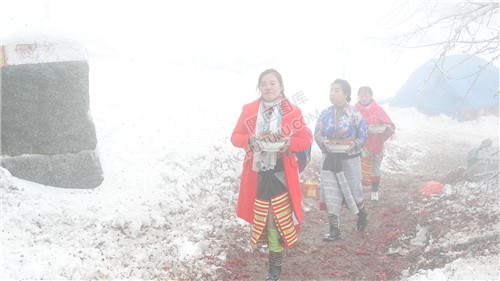 雪中的隆回花瑶婚礼