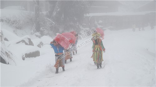 雪中的隆回花瑶婚礼