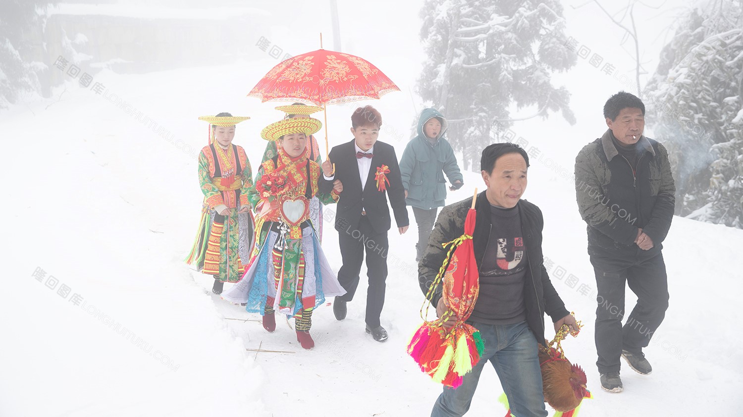 雪中的隆回花瑶婚礼