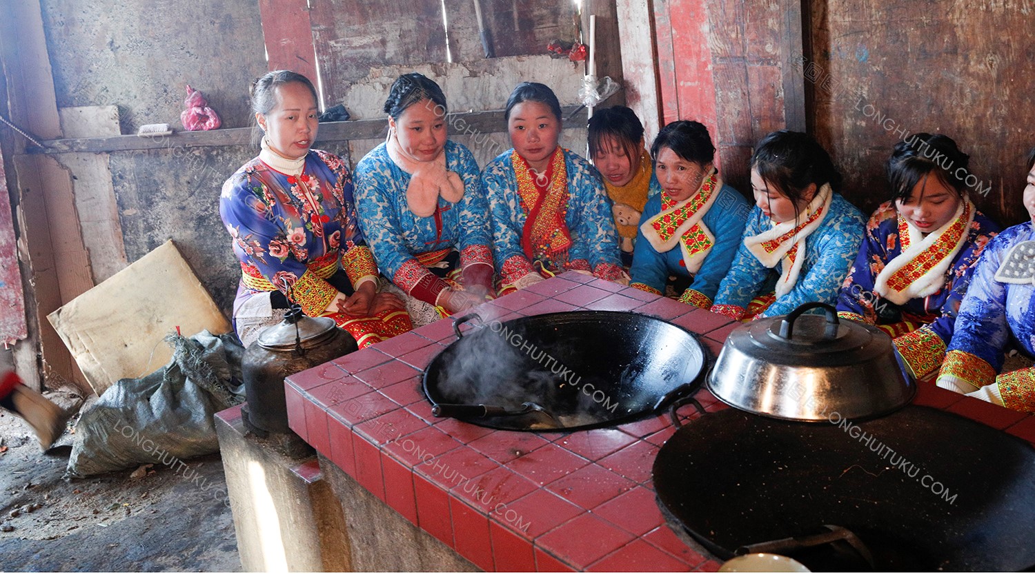 水栗凼村雪中喜事，隆回花瑶婚礼