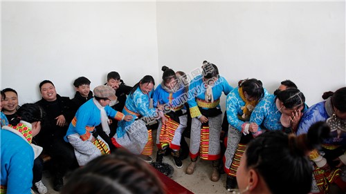 水栗凼村雪中喜事，隆回花瑶婚礼