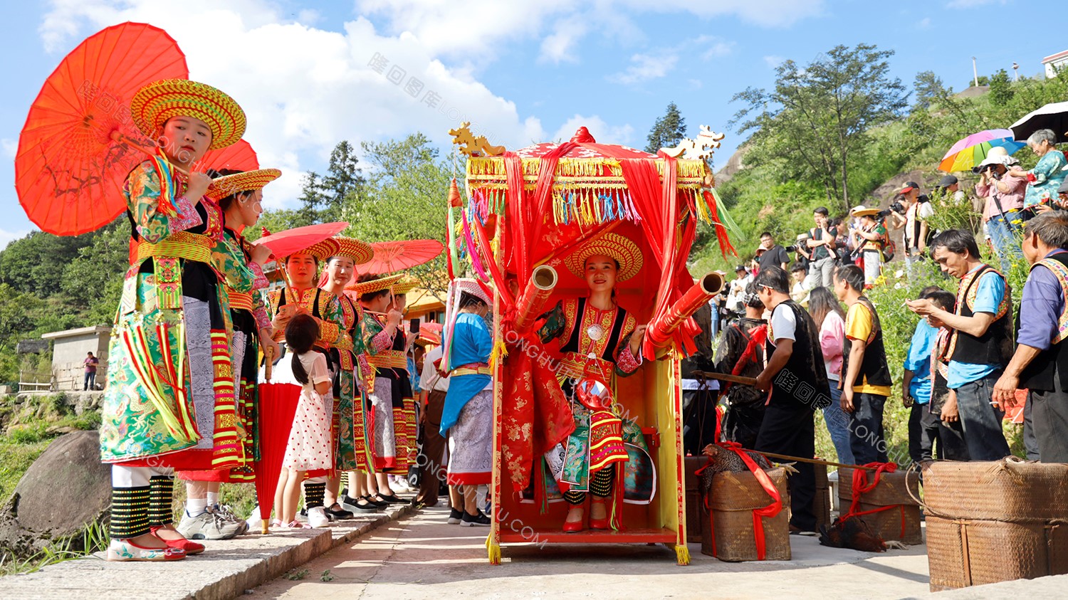 隆回花瑶婚俗活动