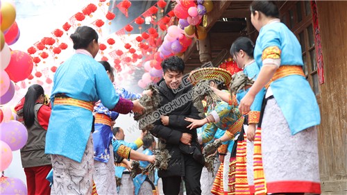 崇木凼的一场花瑶婚礼