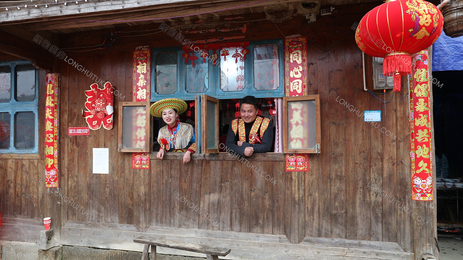 花瑶婚礼，圣洁而又疯狂的结婚仪式