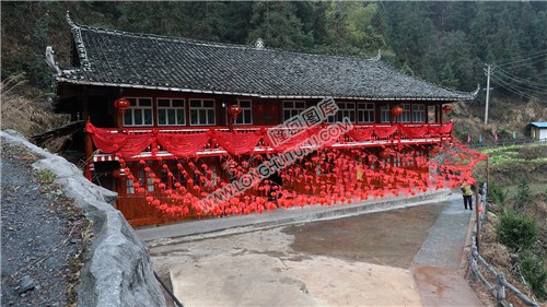 花瑶人家喜气洋洋