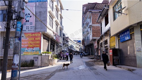 洪源文具店 学校路口