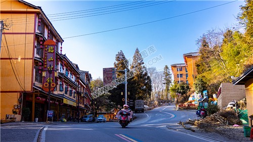 虎形山环城路口