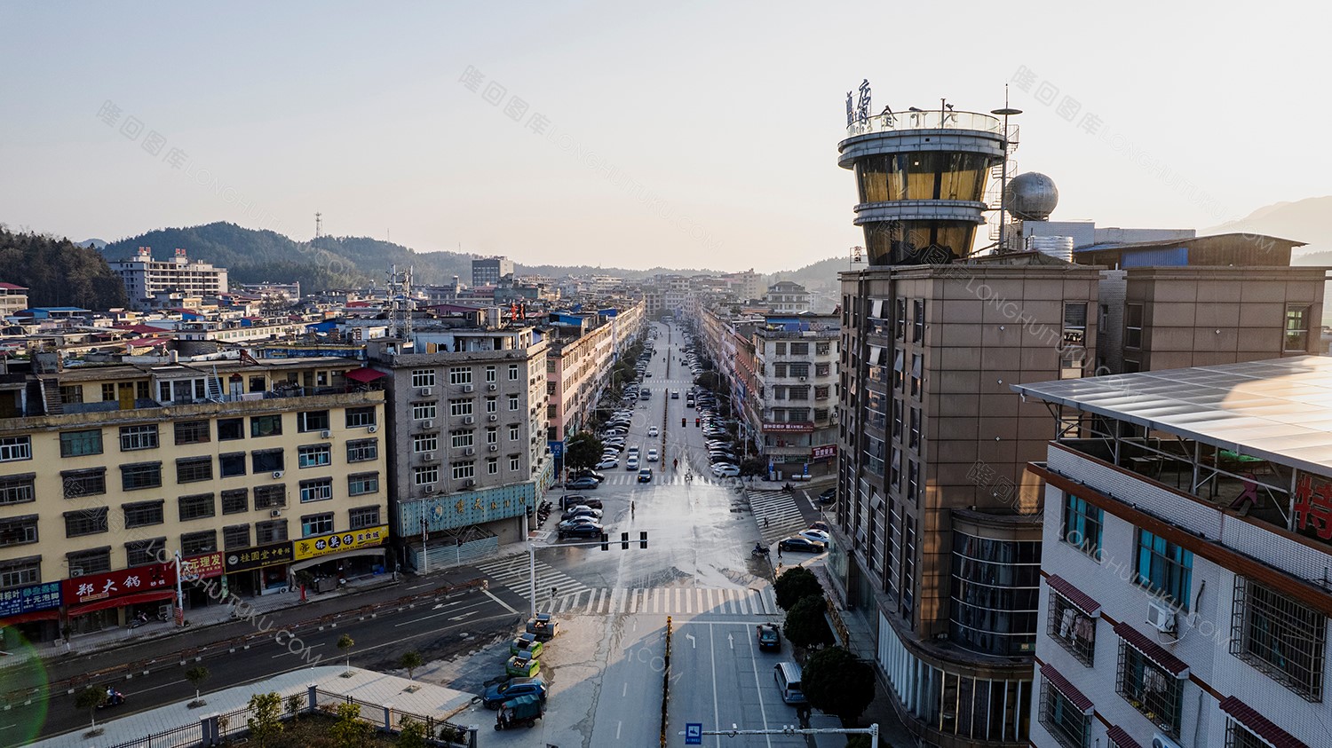 天下金石酒店附近