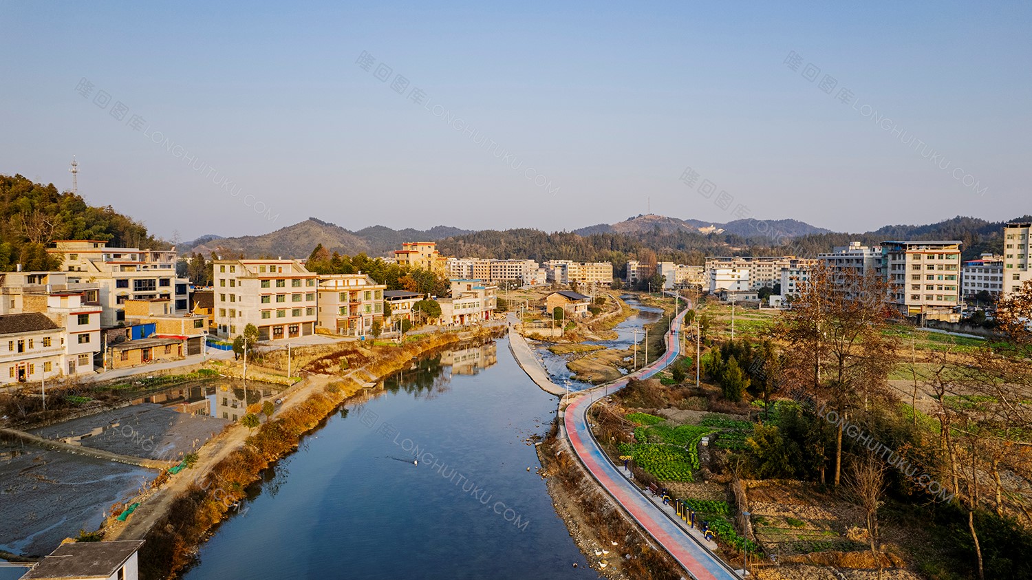 金石桥沿河路彩虹跑道与拦河坝