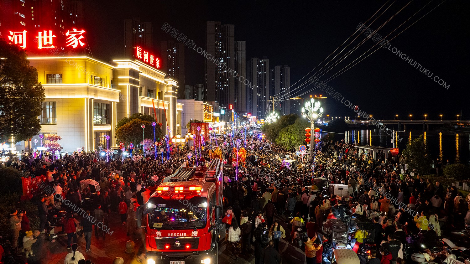 隆回游龙活动人山人海