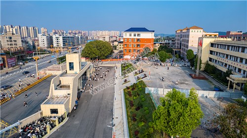 隆回九中校园环境