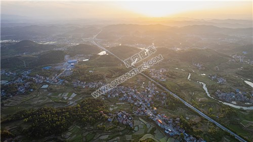 石马村上空看三阁司枢纽