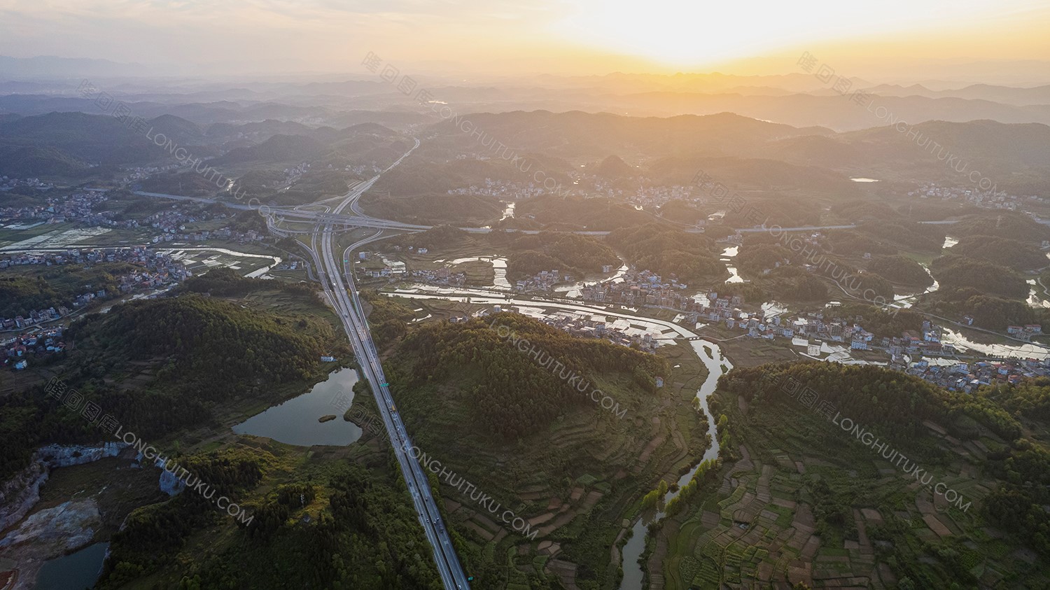 石马村上空看三阁司枢纽