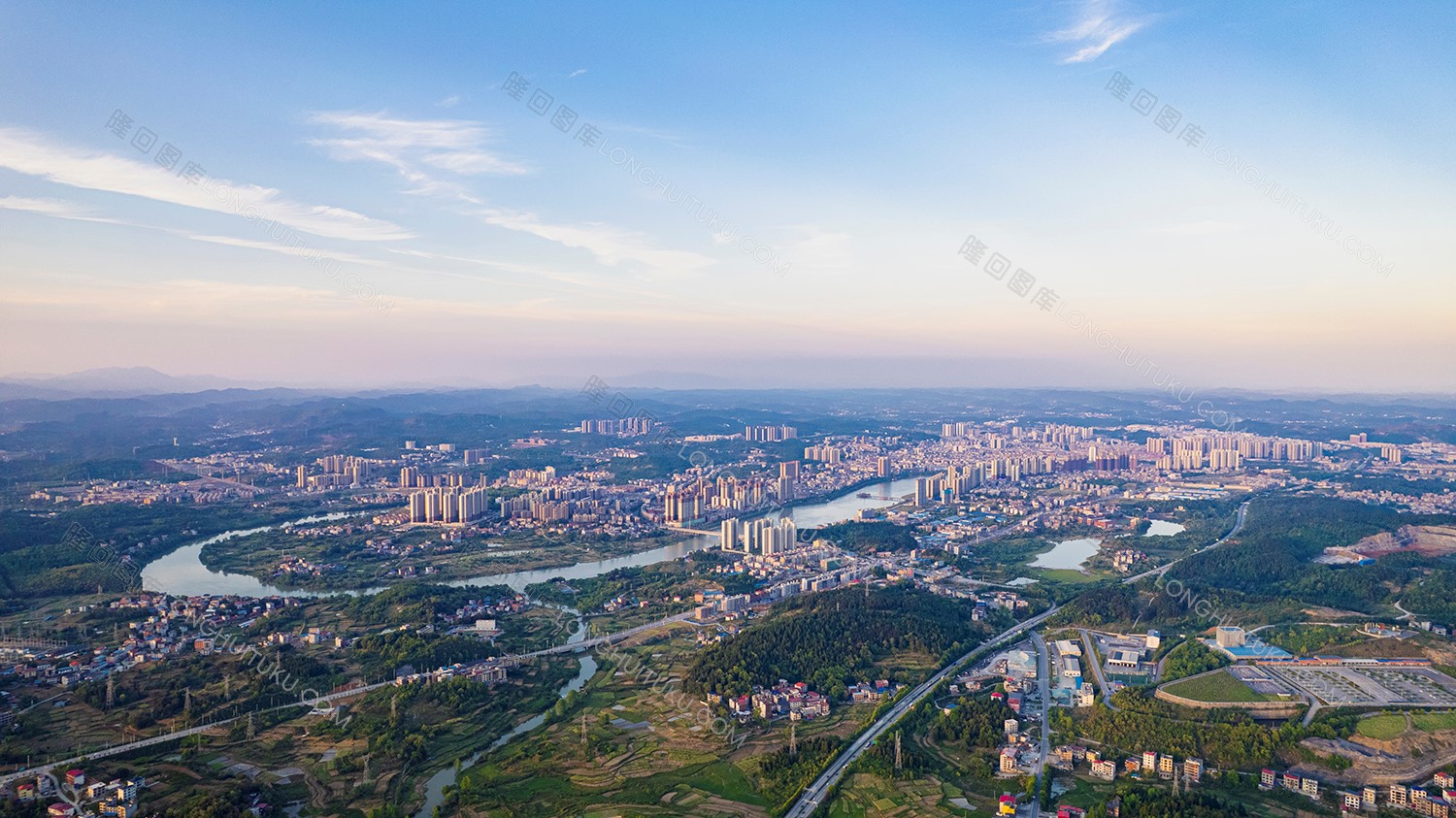 隆回县城全景