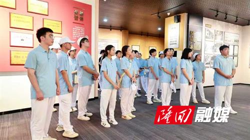 隆回县开展高考优秀学子“毕业季·家乡行”活动